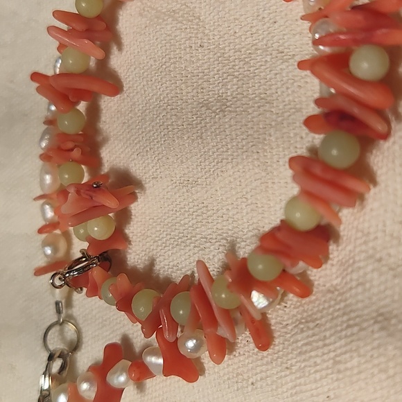 Bracelet,red coral and pearl's and jade,925 silver clasp and chain - Picture 4 of 6